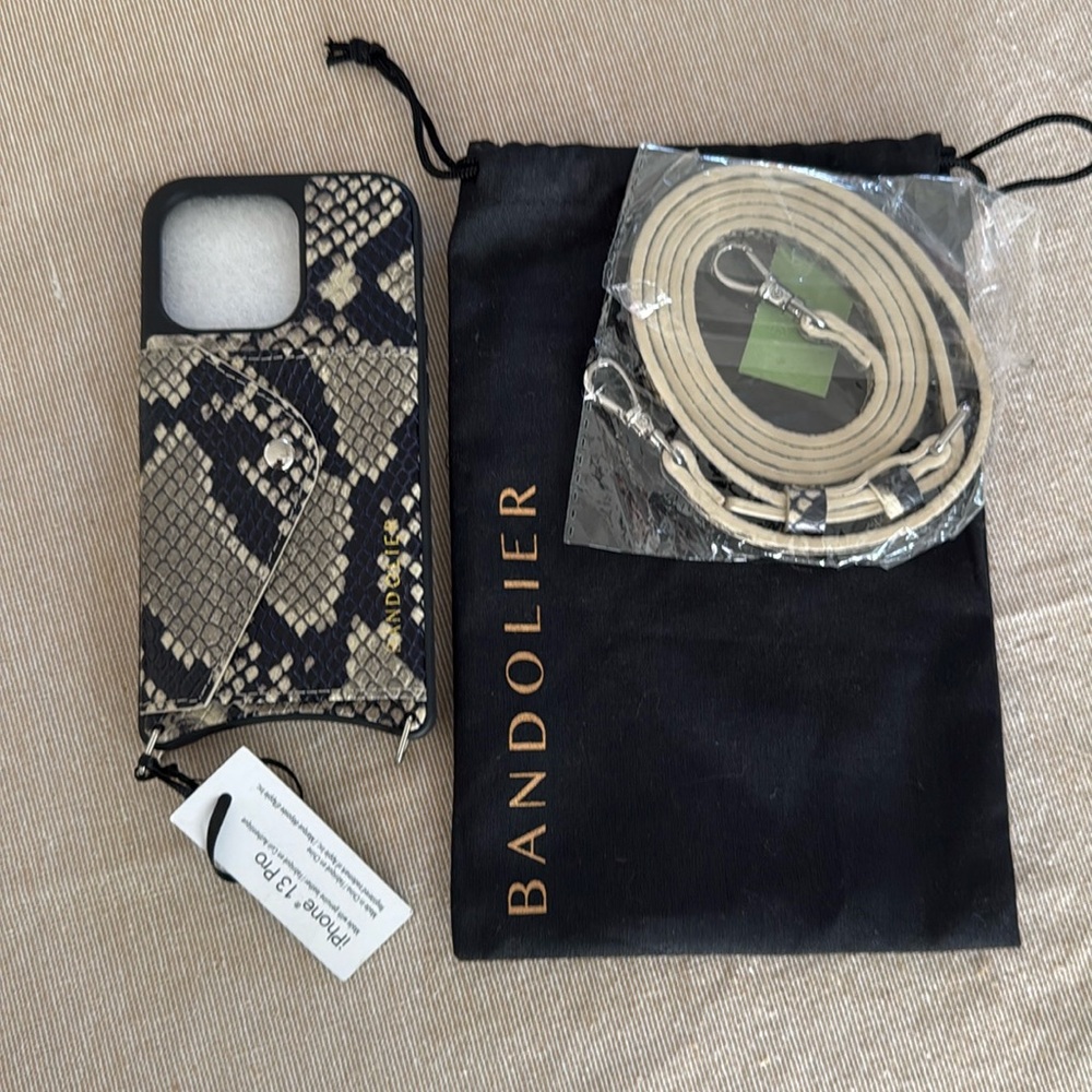 NWT New Bandolier Donna Snake print Crossbody iPhone 13 Pro case and strap